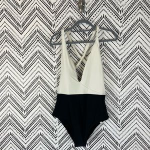 Women Summersaly Cream Black Colorblock One Piece Deep Dive Swimsuit Sz 14